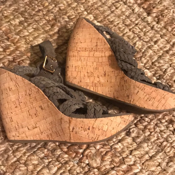 Steve Madden Wedges - Picture 3 of 5